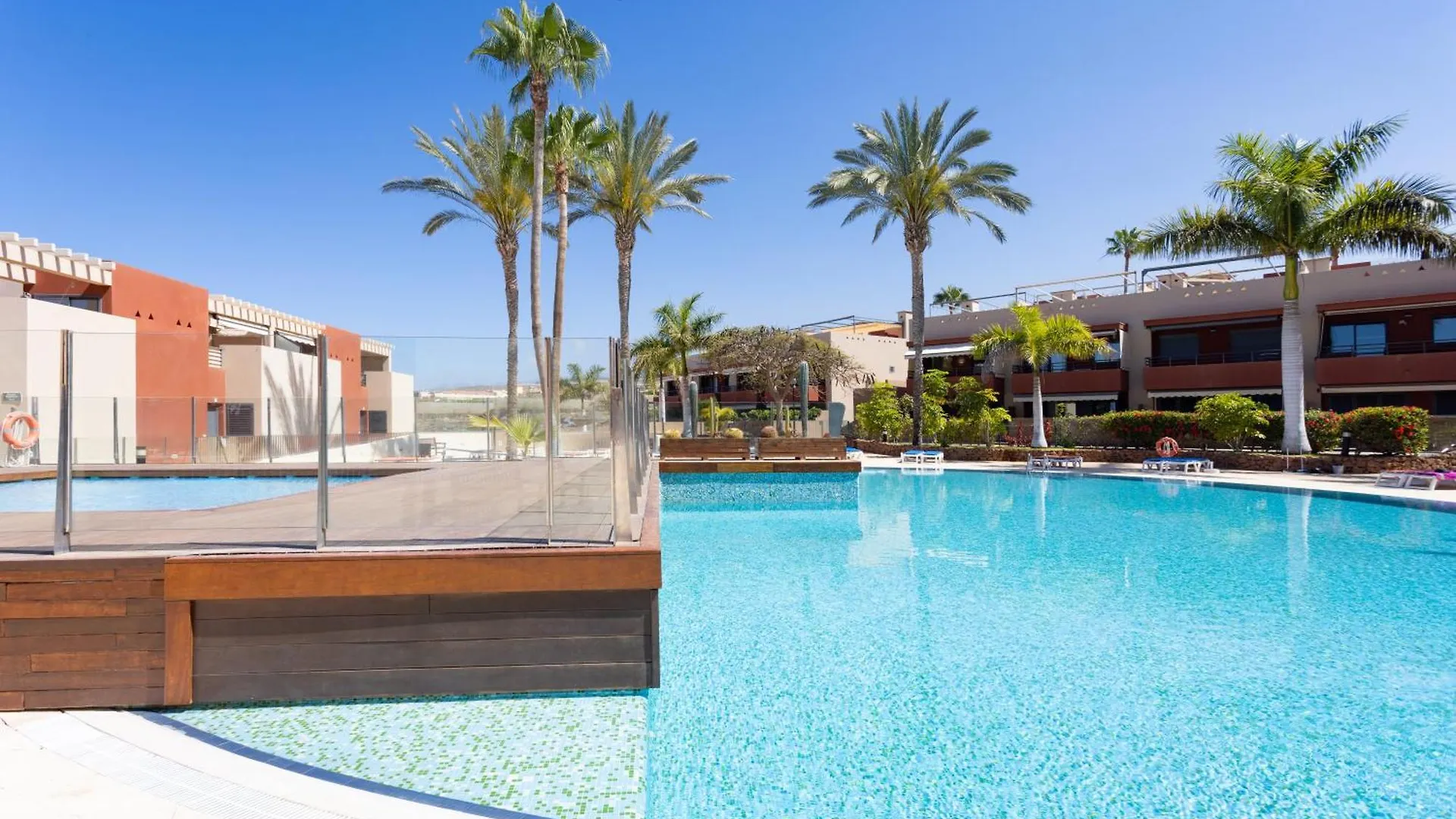 Gorgeous Paraiso Free Wifi Playa Paraiso  Spain
